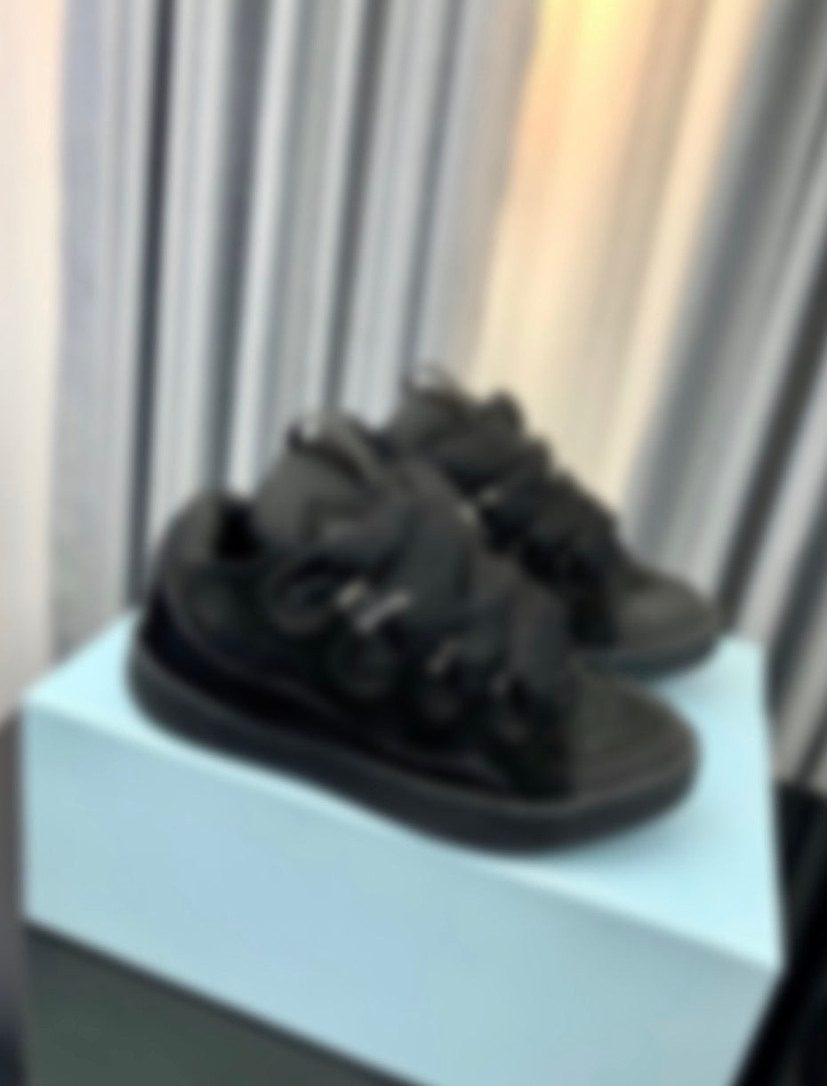 RS Lav Black Sneakers