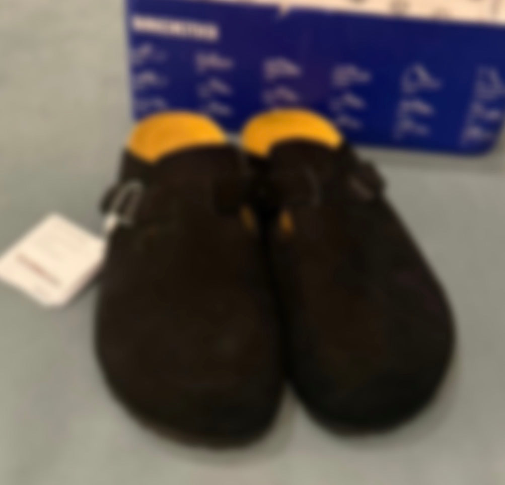 RS Black Clogs